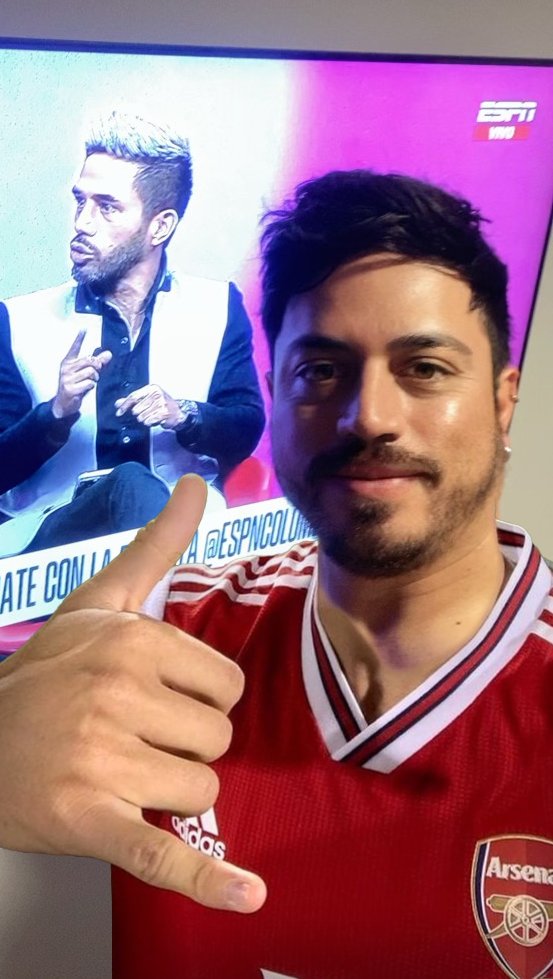 fmartinezrincon's tweet photo. Quiero la camiseta :) @ESPNColombia  #ESPNF360COLOMBIA #arsenal #DisneyPlus #PremierLeagueXESPN @Arsenal https://t.co/3VTlRxveMm