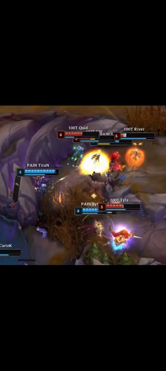 V250cc's tweet photo. @pixningopain Vou facilitar

 Sim!!! Esse azir tinha flash e ult 😭😭ele teria matado 2 só na ult e deixava o quid de xereca pra ser amassado. https://t.co/l9ak8q0Q0z