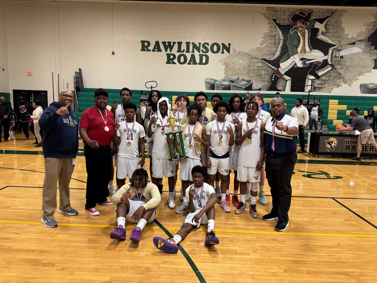 Congrats to our 8th-grade girls' and boys' basketball teams on their successful seasons. A special #shoutout to our 8th-grade boys’ team for an outstanding achievement: winning the regular season AND the #YCMSAC Conference Tournament Championship!