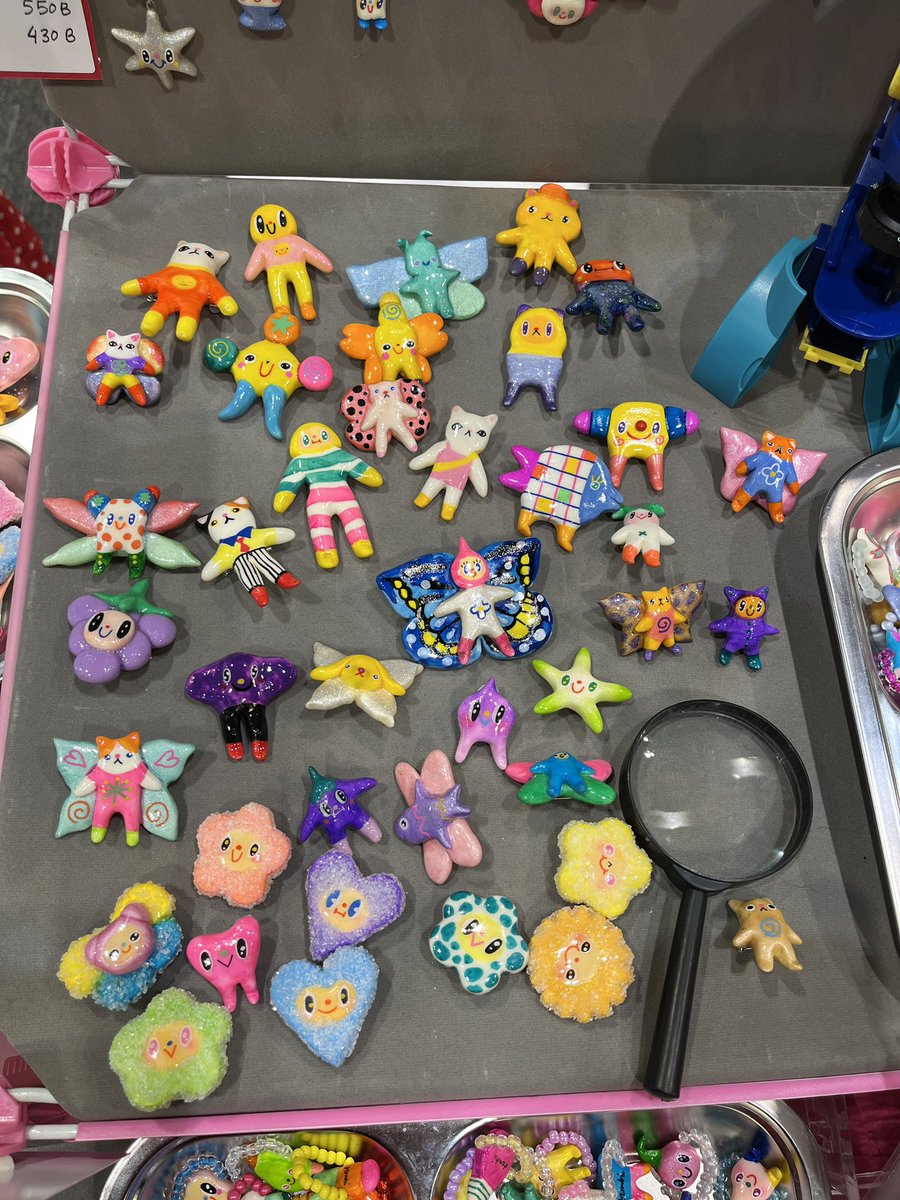 BrombieLab's tweet image. Our second time at Bangkok was a blast. ขอบคุณ ! We are still here until thursday 🥰🥰 and we still have some products left. If you interested, just hit us on dm or reply this tweet. 

For now we are preparing for consignment store in Bangkok ฅ≽(•⩊ •マ≼