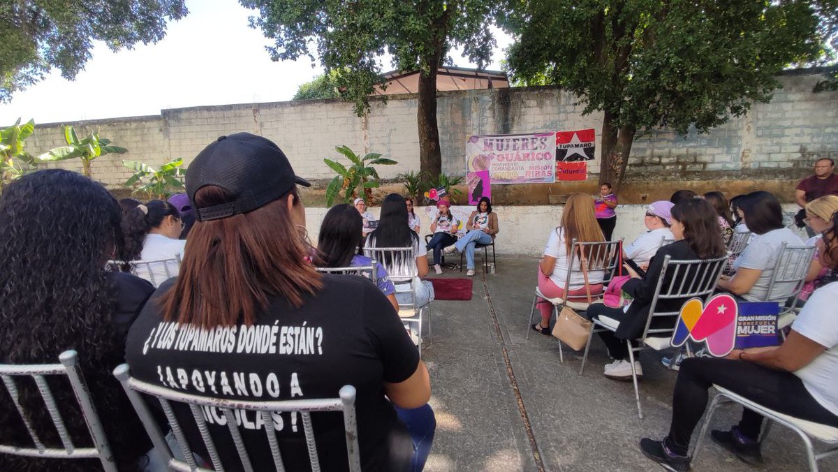Movimiento Revolucionario TUPAMARO Vzla. (@tupamaromrt_) on Twitter photo ๐ดโซNuestras <a href="/TUPAMAROMicaela/">@MicaelaBastidasMRT</a>
desde el Edo. <a href="/GuaricoMRT2/">X Oficial TUPAMARO GUรRICO</a> participan en video conferencia junto al GPPSB para la organizaciรณn del Movimiento de Movimientos "Josefa Joaquina Sรกnchez".
Orientaciones que han sido asignadas por el camarada Pdte. <a href="/NicolasMaduro/">Nicolรกs Maduro</a> y La Ministra Jhoanna ๐ดโซNuestras <a href="/TUPAMAROMicaela/">@MicaelaBastidasMRT</a>
desde el Edo. <a href="/GuaricoMRT2/">X Oficial TUPAMARO GUรRICO</a> participan en video conferencia junto al GPPSB para la organizaciรณn del Movimiento de Movimientos "Josefa Joaquina Sรกnchez".
Orientaciones que han sido asignadas por el camarada Pdte. <a href="/NicolasMaduro/">Nicolรกs Maduro</a> y La Ministra Jhoanna