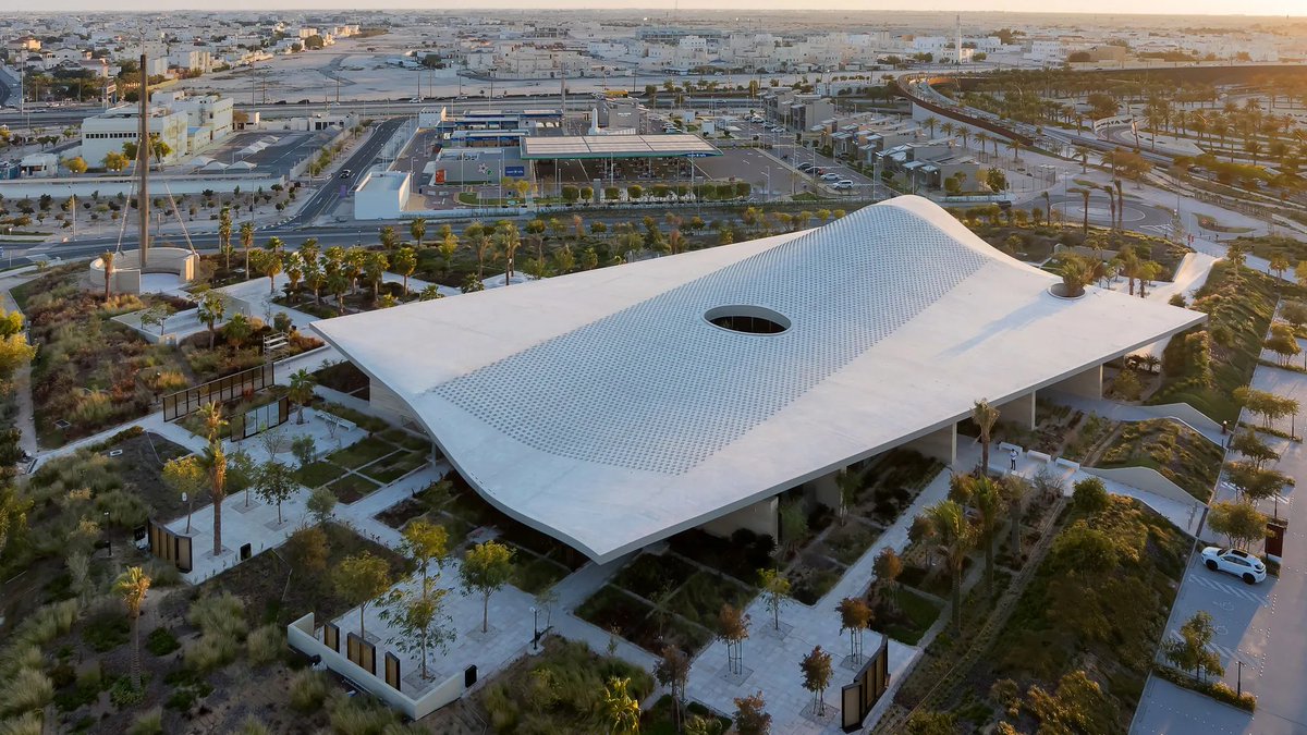 Inside a cutting edge new mosque in #Qatar
architecturaldigest.com/gallery/inside…