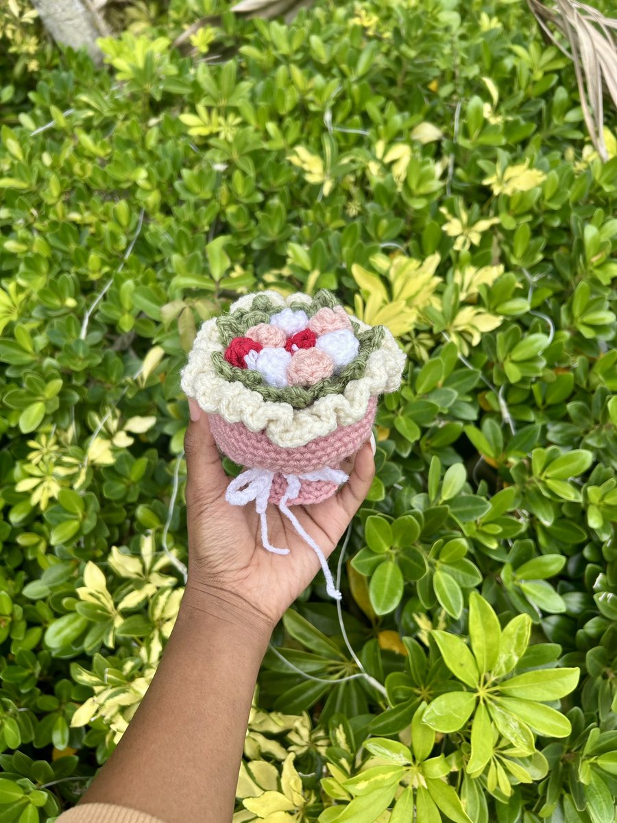 thesophgoddess's tweet photo. Part 2 of our New Collection: Crochet Flower Bouquets 💐 

These bouquets are made with roses, leaves, and strawberries! We used acrylic cotton yarn. They are available on our site. 

https://t.co/isg9NsiJP9 https://t.co/pvOoKAhvT1