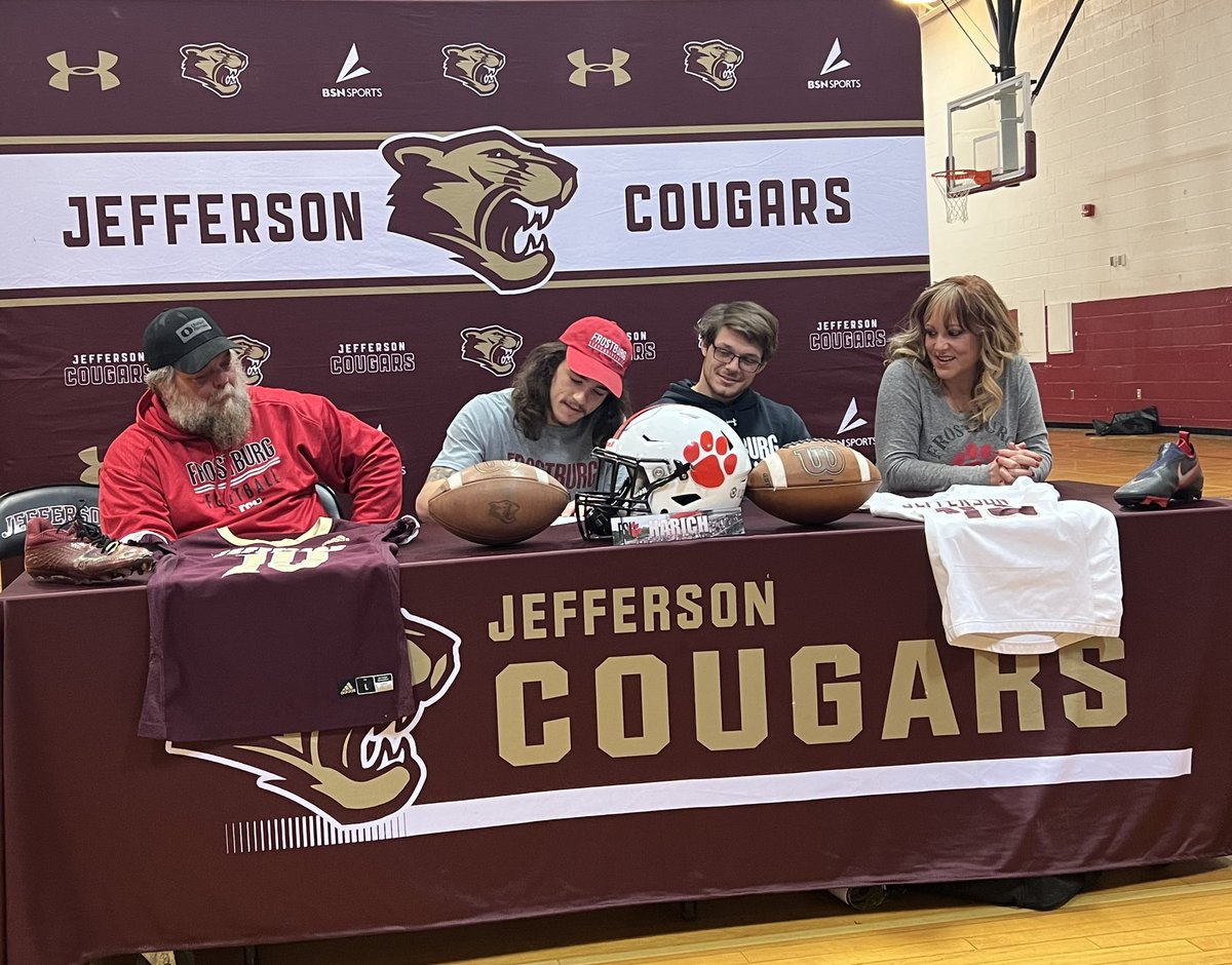 Dylanharich3's tweet image. I am more than excited to announce I’m officially signed to @FrostburgFB