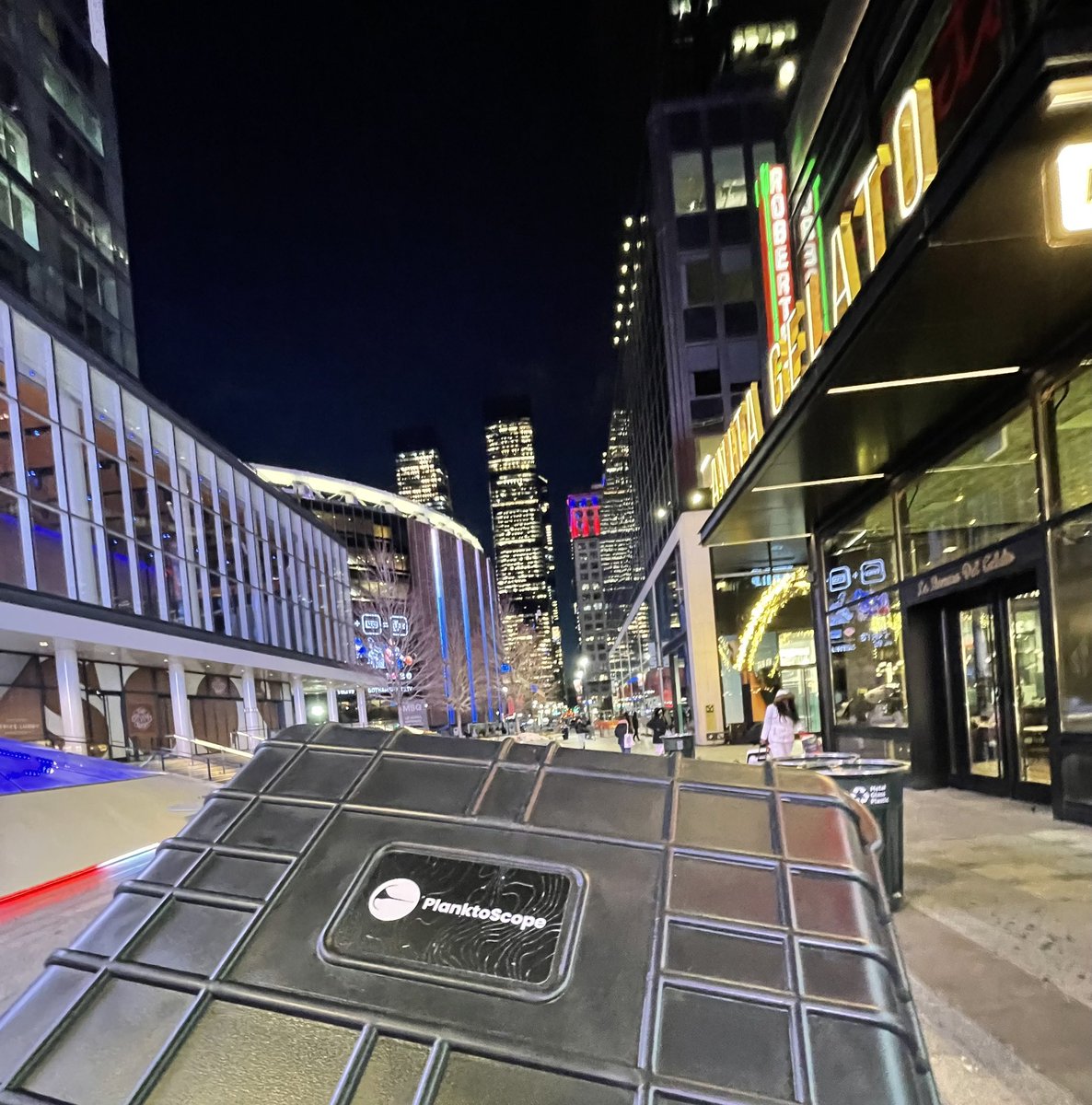 Planktoscope <a href="/fairscope_/">FairScope</a> <a href="/planktoscope/">PlanktoScope</a> in the big apple ! Thanks <a href="/LamontEarth/">LDEO</a> for hosting me and to everyone there for being so welcoming! 

<a href="/biogeoscapes/">Biogeoscapes</a> <a href="/MicrobialPlanet/">Chemical Currencies of a Microbial Planet (C-CoMP)</a>