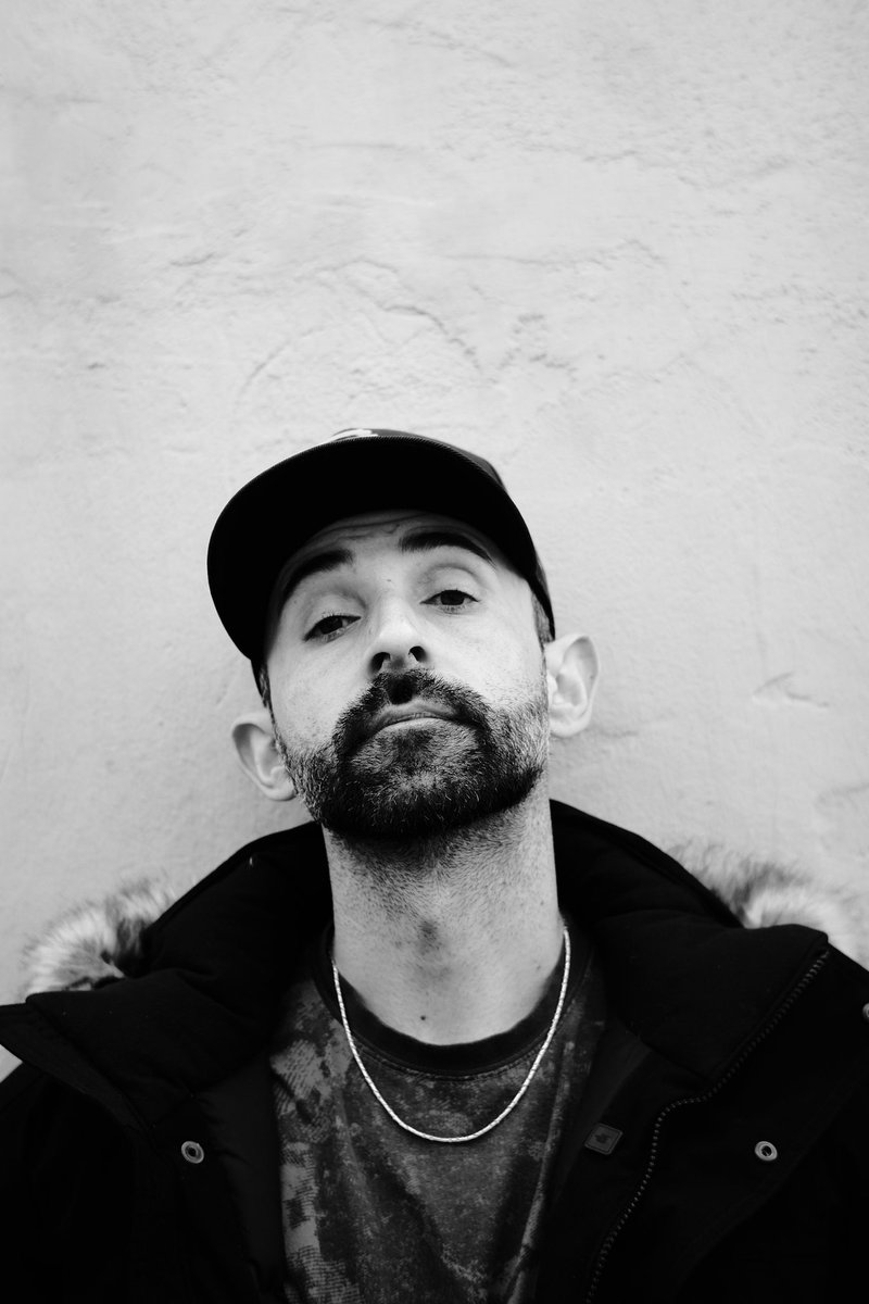 DRUMSnAMMO's tweet photo. 🎥 DNA VIDEO PREMIER HMZA. @rapguyhmza “Paul Bunyan” produced by @teekomusic x @lancecape_ch HMZA.: The song is a single that touches on new beginnings and how sometimes you have to “ watch it fall to build it back” better. https://t.co/BRnHk4gVQT https://t.co/WP67CV7m2q