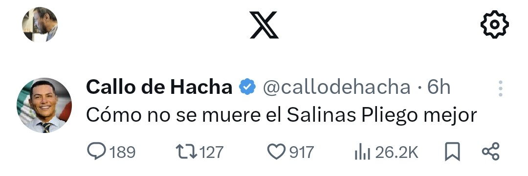 Arouet_V's tweet photo. Este es uno de los comentarios más terribles que he visto en las redes. Olviden por un momento las limitaciones de Callo de Hacha (@callodehacha) que son evidentes para quien quiera verlas (omitan también sus faltas de ortografía). Incluso dejemos de lado que sea un apoyador del régimen. Centrémonos en que desea la muerte del otro. Con esa frase él mismo retrata su propia pequeñez, su miseria humana.