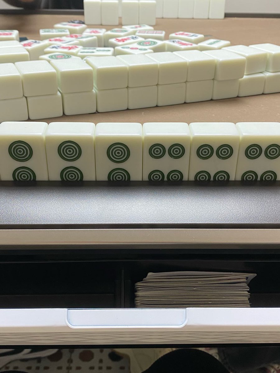 qingdaomileer's tweet photo. 新的一年 不说恭喜发财了 祝你少些辛苦 多些幸福 ＃青岛市 https://t.co/vgV6J0QTeJ