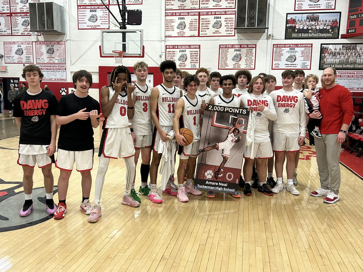 2,000 point club! Congratulations <a href="/amare_neal002/">Amare Neal</a>
