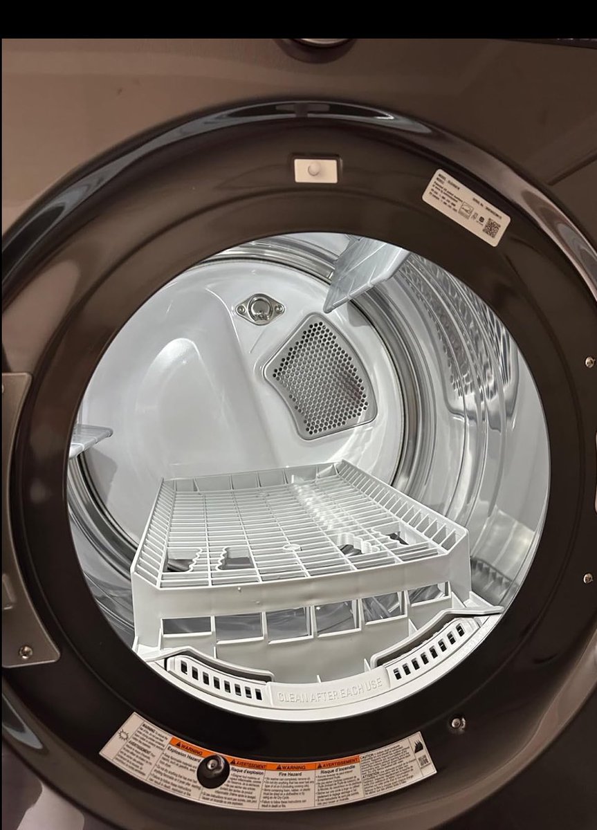 HouseMgmtSrvs's tweet photo. @OgLakyn @Ready2Bfr33 Some dryers have racks for flat  drying knots inside. 

Laundromats with newer machines may have them as well. https://t.co/lRy8kVXgLb