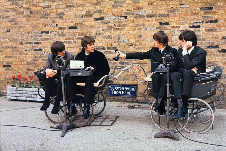 daily the beatles ‹𝟹 (@beatlesafeplace) on Twitter photo 