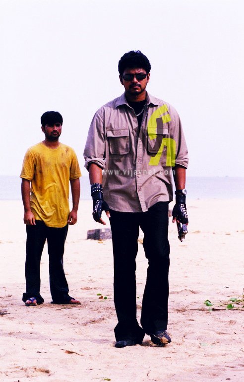 SARKAR_Munaf's tweet photo. நம்ம *"#தளபதிவிஜய்"அண்ணா நடித்த அவருடைய 4️⃣1️⃣ _வது படமான *"#சுக்ரன்"..🎬*
இன்று வெளியான நாள்🎉
_𝐘𝐄𝐀𝐑𝐒 𝐎𝐅🎉 *"#𝗦𝘂𝗸𝗿𝗮𝗻"...🎬* அனைவரும் கொண்டாடுவோம்🎆💥
#20YearsOfSukran
#JanaNayagan
@actorvijay
#ஜனநாயகன்
#SpreadVIJAYism
@SadiqBasha0 @Jeni__Vijay https://t.co/tBKoMBA20L