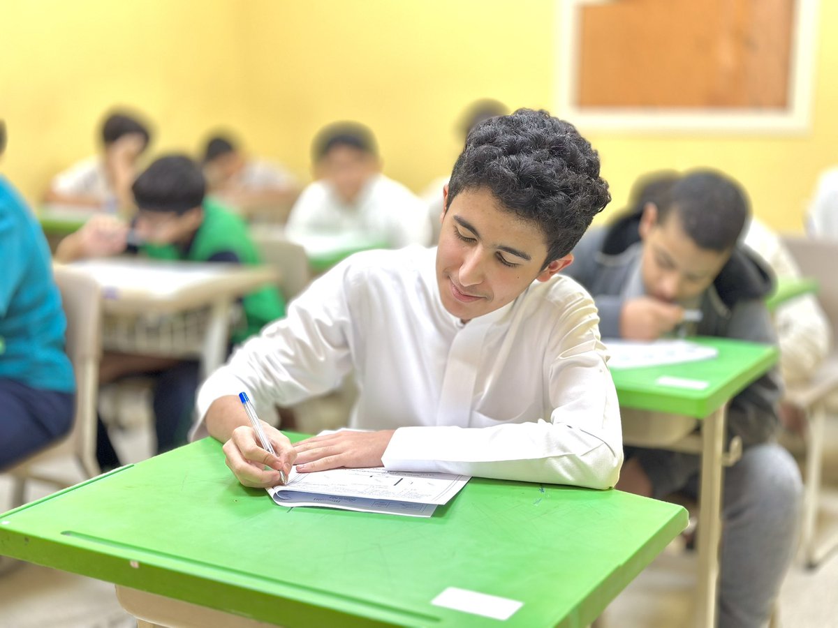 MTP_Schools's tweet photo. صور 📷| 

وسط أجواء تسودها الطمأنينة
 والإيجابية يؤدي طلاب 
مدارس منار التفوق الأهلية 
اختبارات نهاية الفصل الدراسي 
الثاني في يومه الثالث  .
#تعليم_جدة https://t.co/baKaCoHh3t