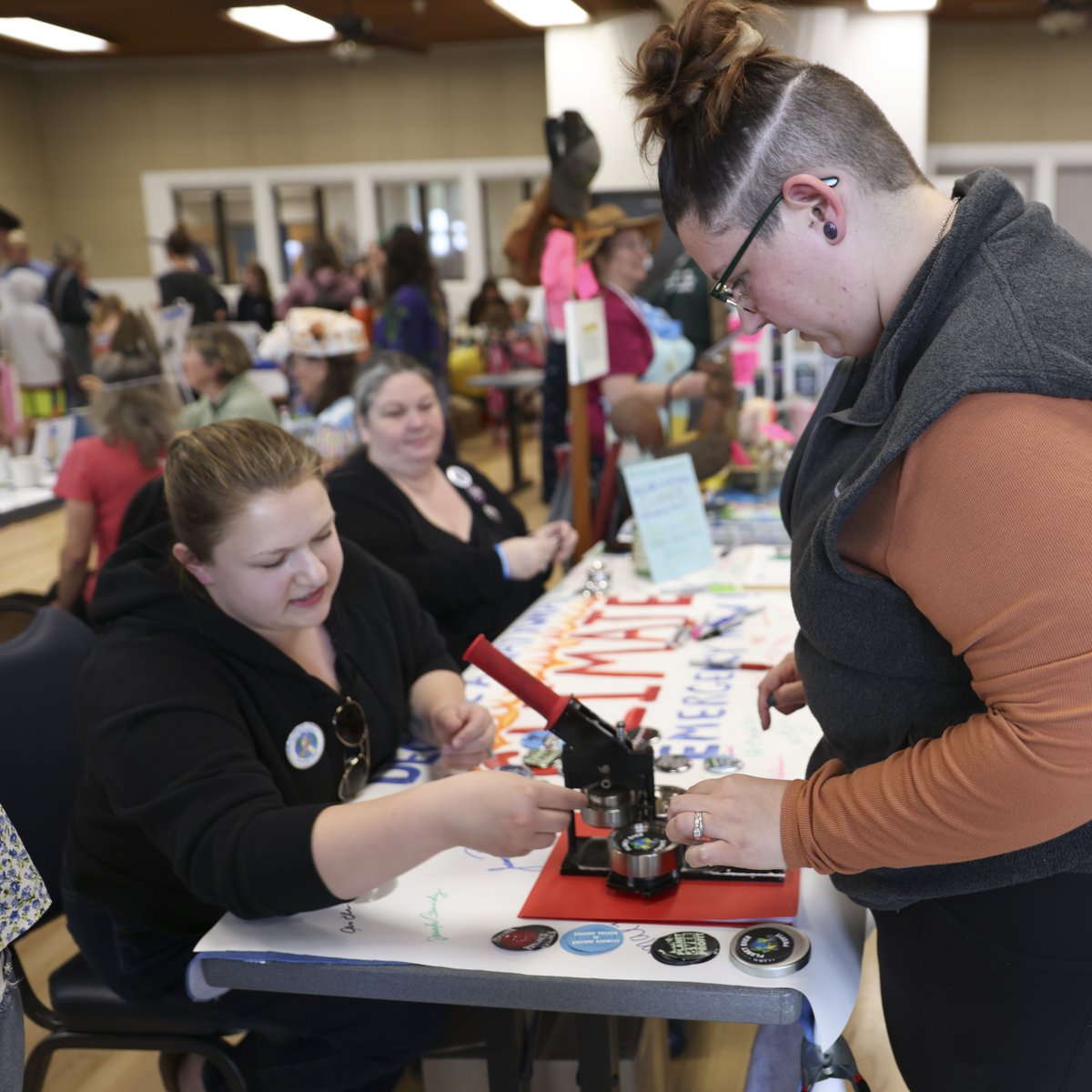 OsbornAC's tweet photo. Planet Palooza is scheduled April 19, 2–4:30pm at Corvallis Community Center! Want a table at the Solutions Fair? Apply by March 15 to join this fun, FREE event! 
https://t.co/zdCMyHlTpb 

#EarthDay #PlanetPalooza #FreeEvent #Sustainability #FamilyFun https://t.co/zGUF9mAs6G