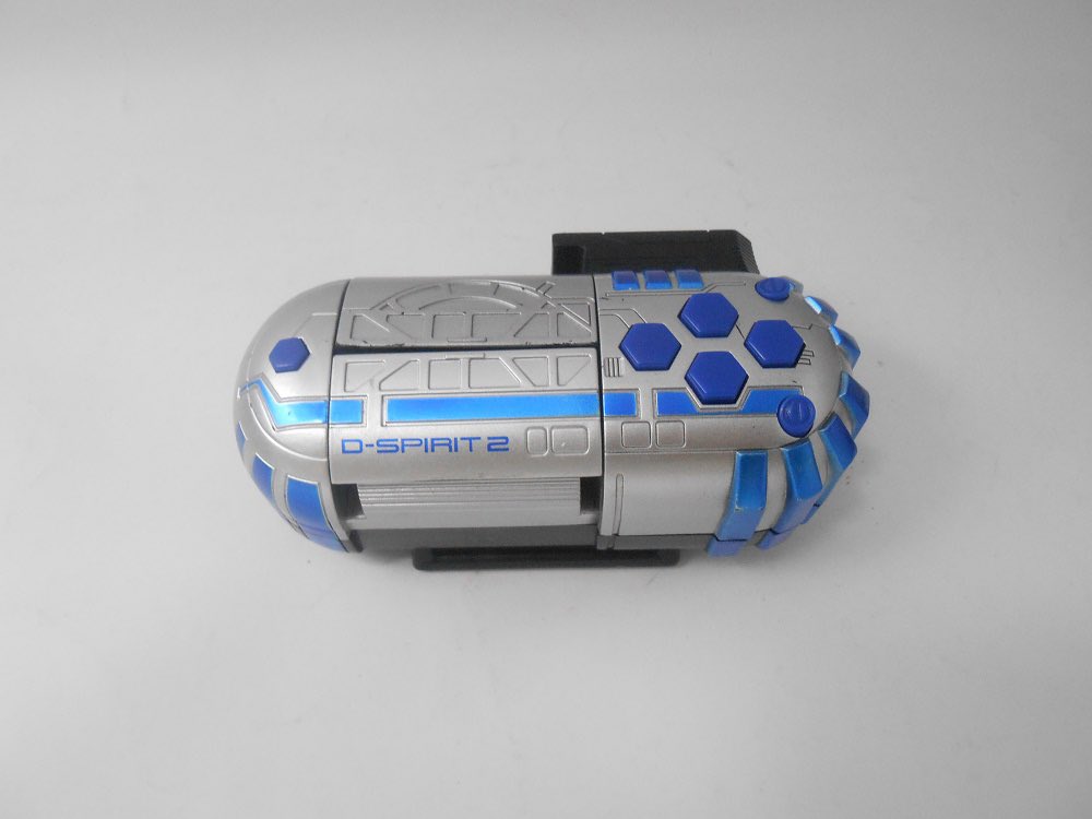 Zehartz's tweet photo. What do you think about this Digivice. Should bandai made more this kind of design. Kinda bored with recycle of vpet & pendulum. What say you?
#digimon #digitalmonsters #digivice #bandai #dspirits #dspirits2 #dcyber #dgather https://t.co/TVv07fjwR7