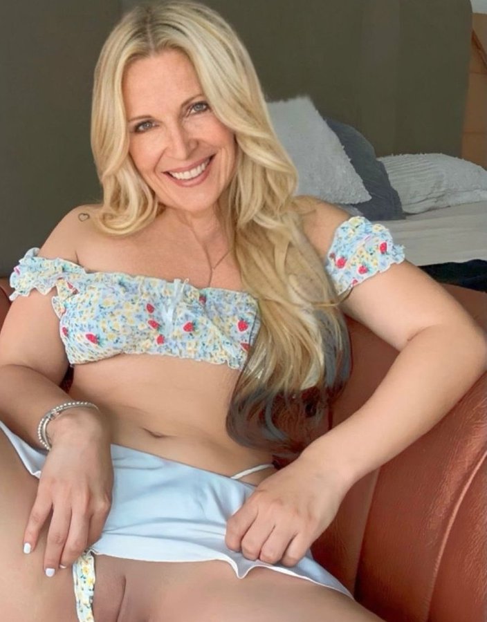 Would you go down on me
is.gd/FindCasualDate