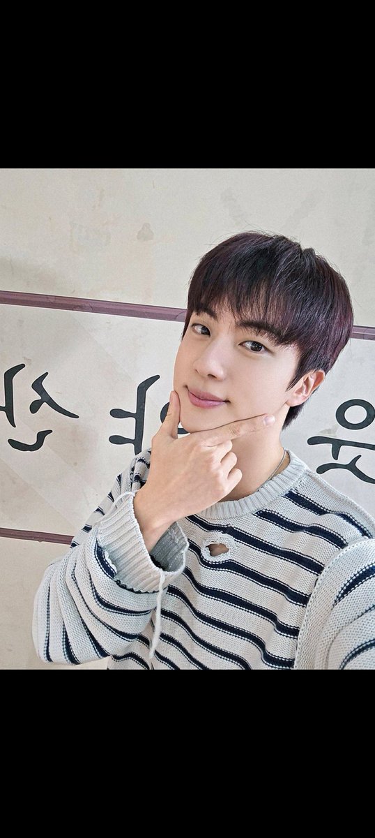 jinnierj41292's tweet photo. @MusicMundial Congratulations #JIN ๐๐
Visual of all times
#VisualOfTheYear #2024 #KpopKings #HallOfFame https://t.co/4ukFnjg2q7
