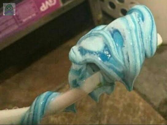 Tanyarlfes tweet media