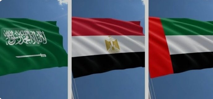 تحياتنا لحبايب مصر والمصريين 
الإمارات 🇦🇪 الشقيقة والسعودية 🇸🇦الشقيقة 
دايما يارب مع بعض ايد واحده.. 

تحيا مصر الامارات السعودية 🇸🇦🇪🇬🇦🇪

<a href="/AlsisiOfficial/">Abdelfattah Elsisi</a> <a href="/MohamedBinZayed/">محمد بن زايد</a> <a href="/KingSalman/">سلمان بن عبدالعزيز</a>