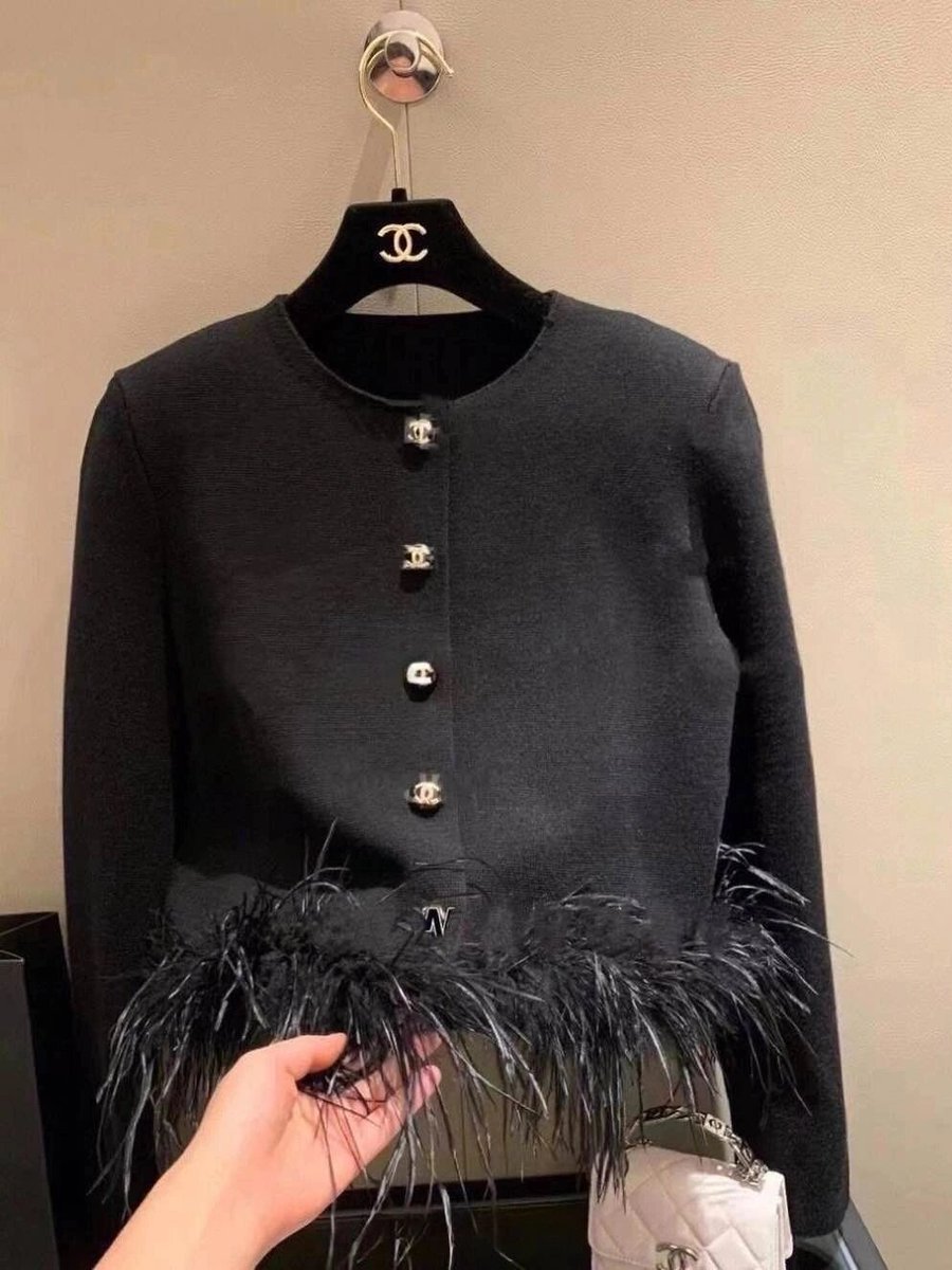 ファッションの主力商品😊