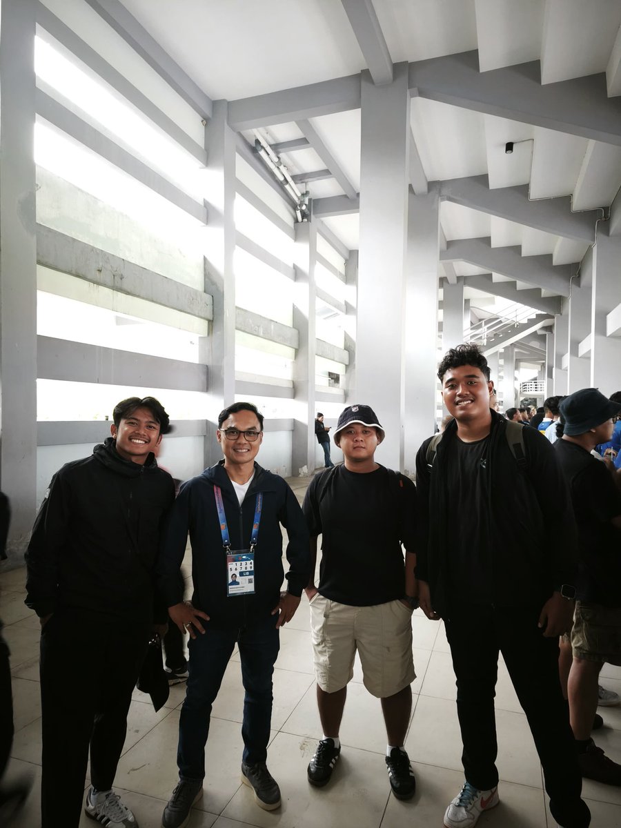 Edisi Romantisme..#maganganalissepakbola