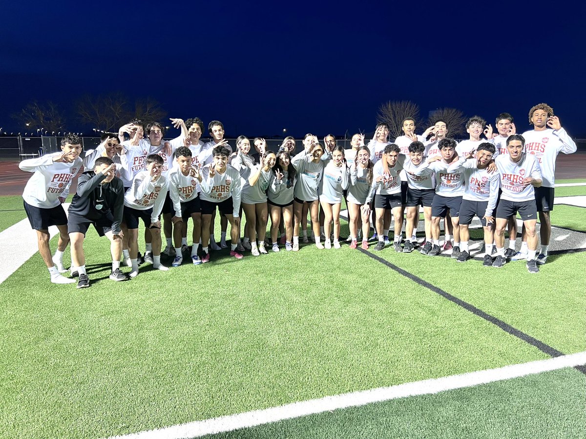 Mario Garcia (@mgarcia_phhs) on Twitter photo La union hace la fuerza.. Fun Co-ed kick ball game between our Spartans! White and gray team wins 😂 Daleee <a href="/PHHS_BoysFutbol/">Pebble Hills HS Boys Futbol</a> <a href="/SoccerPHHS/">Pebble Hills HS Girls Soccer</a> <a href="/PHills_HS/">Pebble Hills High School</a> <a href="/CLopez_PHHS/">Carlos Lopez Martinez</a> <a href="/Odiaz_MPMS/">Coach Diaz</a> #teamSISD La union hace la fuerza.. Fun Co-ed kick ball game between our Spartans! White and gray team wins 😂 Daleee <a href="/PHHS_BoysFutbol/">Pebble Hills HS Boys Futbol</a> <a href="/SoccerPHHS/">Pebble Hills HS Girls Soccer</a> <a href="/PHills_HS/">Pebble Hills High School</a> <a href="/CLopez_PHHS/">Carlos Lopez Martinez</a> <a href="/Odiaz_MPMS/">Coach Diaz</a> #teamSISD