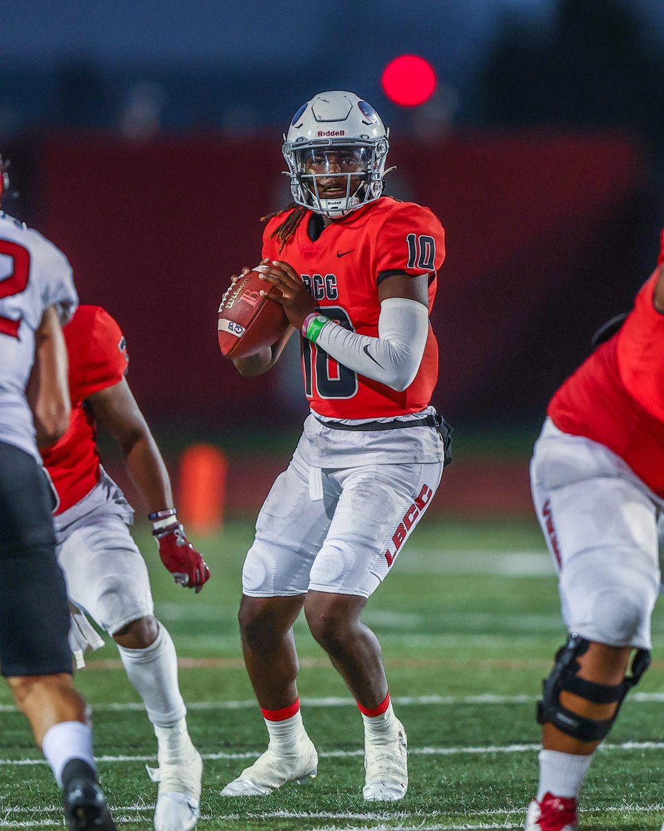 Qeanu Campbell-Caldwell (@qeanu_1) on Twitter photo Spring grad qb still looking for a home ‼️
hudl.com/v/2Quj79
<a href="/d_presley14/">Coach Presley</a> <a href="/Mcoop_Coach/">Coach marques</a> <a href="/PitLifeCoachP/">Brett Peabody</a> <a href="/CoachSilvernail/">Jericho Silvernail</a> <a href="/RomeoPellum/">Romeo Pellum</a> <a href="/JUCOFFrenzy/">JUCO Football Frenzy</a> <a href="/_CoachJustinR/">Coach Justin Rodriguez</a> Spring grad qb still looking for a home ‼️
hudl.com/v/2Quj79
<a href="/d_presley14/">Coach Presley</a> <a href="/Mcoop_Coach/">Coach marques</a> <a href="/PitLifeCoachP/">Brett Peabody</a> <a href="/CoachSilvernail/">Jericho Silvernail</a> <a href="/RomeoPellum/">Romeo Pellum</a> <a href="/JUCOFFrenzy/">JUCO Football Frenzy</a> <a href="/_CoachJustinR/">Coach Justin Rodriguez</a>