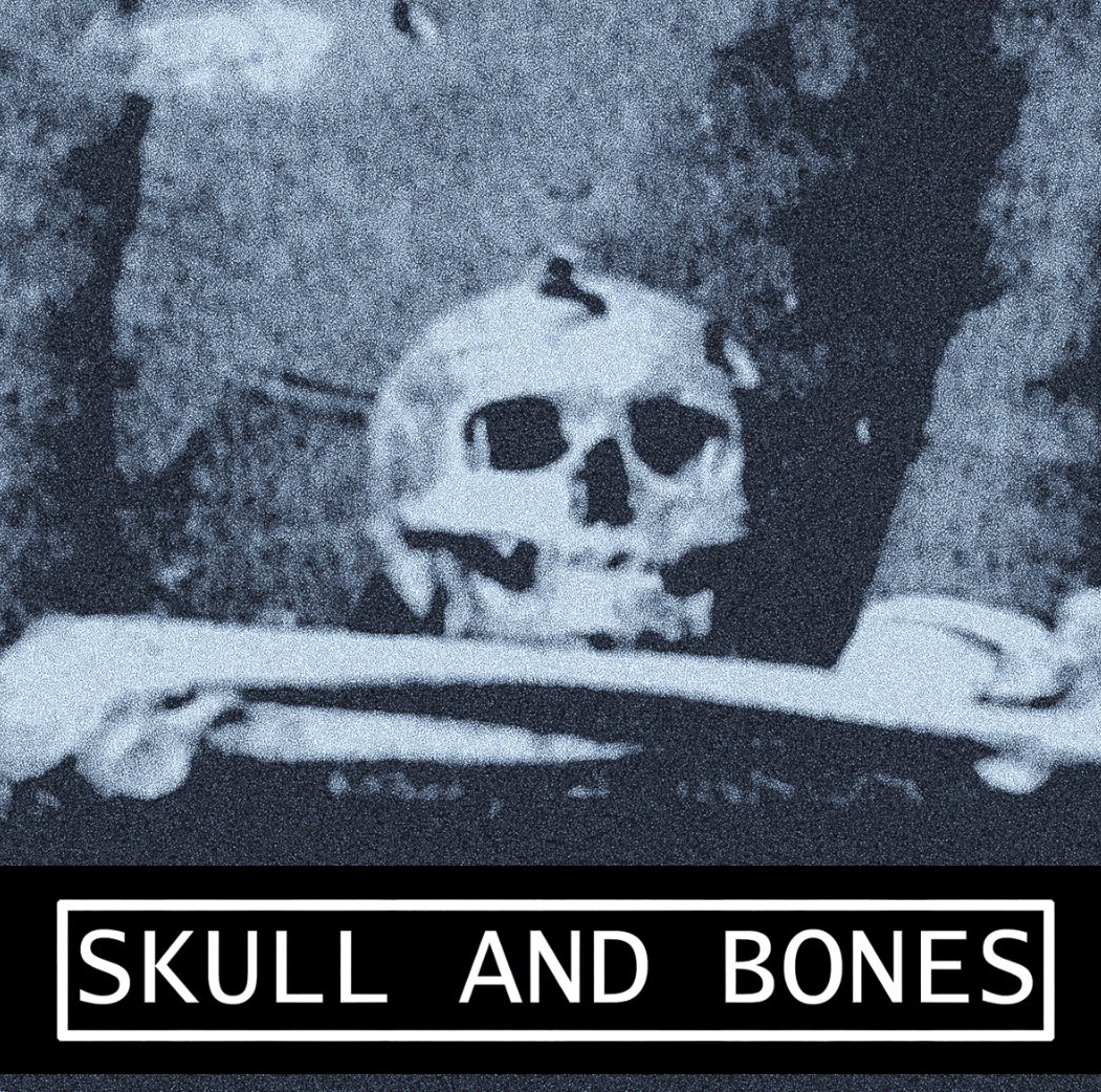 伝説のアパッチ族の戦士ジェロニモは2月17日にアルコール依存症で亡くなりました。彼の頭蓋骨は盗まれ、イェール大学頭蓋骨協会によって聖遺物として使用されました。