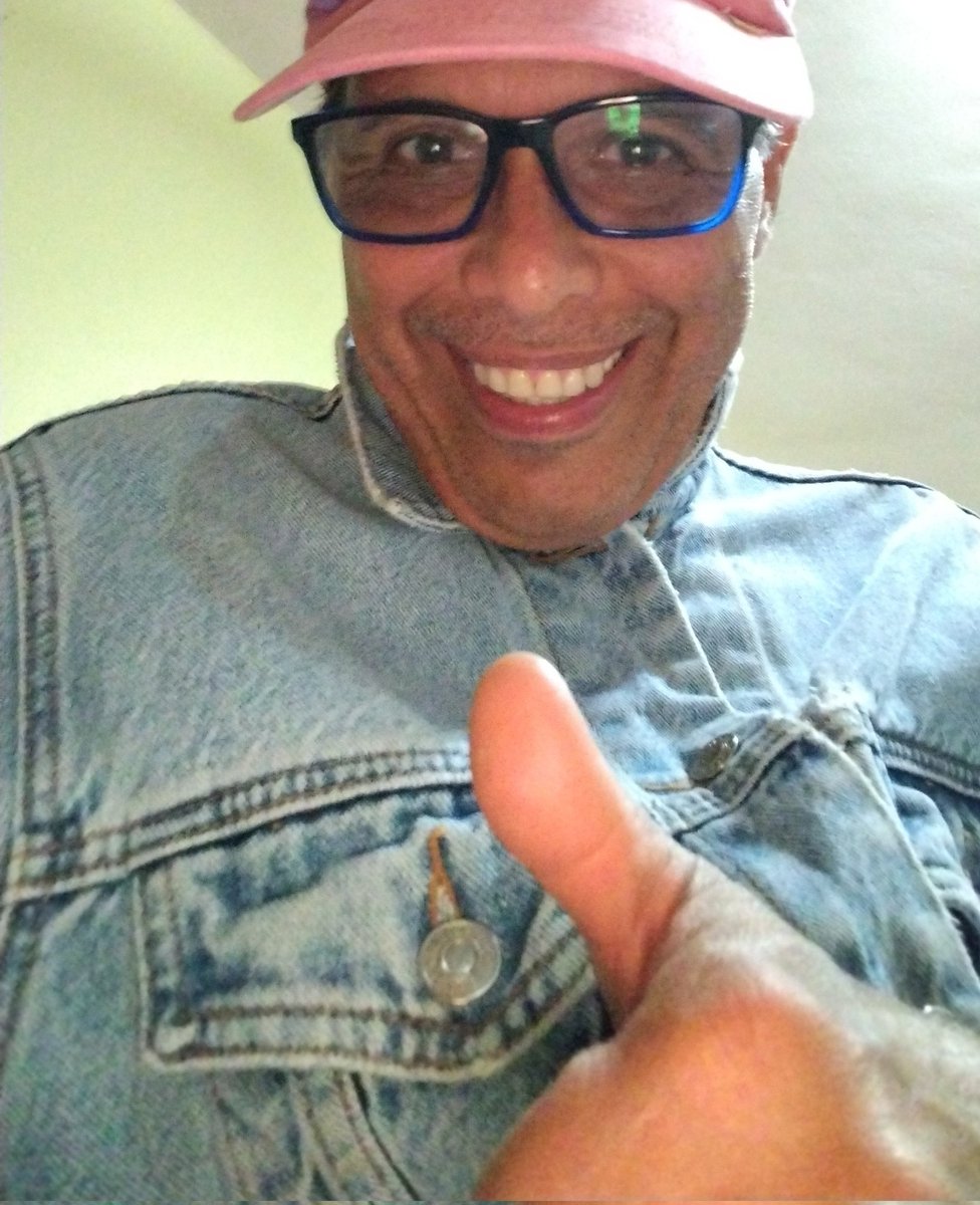 LessiMarcano's tweet image. Liberarse y soltar es la experiencia más sanadora y liberadora que pude experimentar.
Me ha costado un mundo y HOY 17 tuve un encuentro muy íntimo con MI DIOS, me dijo: ud. no esté donde no es querido.
Ud. es un grande de los grandes.
Y acá ando en VeneZuela
Luchando #codoacodo