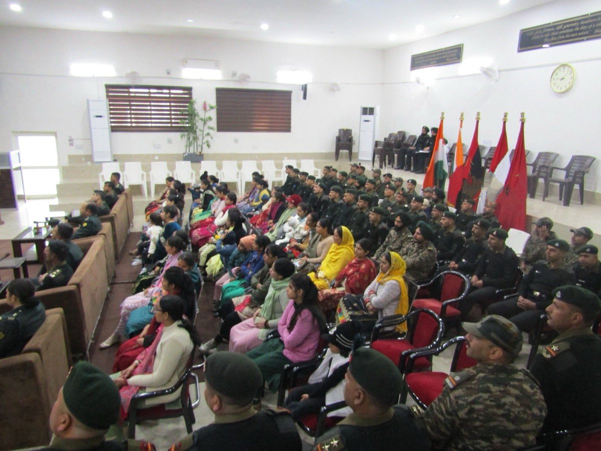 VajraCorps_IA's tweet image. #CyberSecurity #DigitalDefence
Cybersecurity is only as strong as its weakest link - One vulnerability is all it takes!
To bolster digital defense, #PantherDivision conducted a comprehensive Cyber Security Seminar, equipping service personnel and their families with the…
