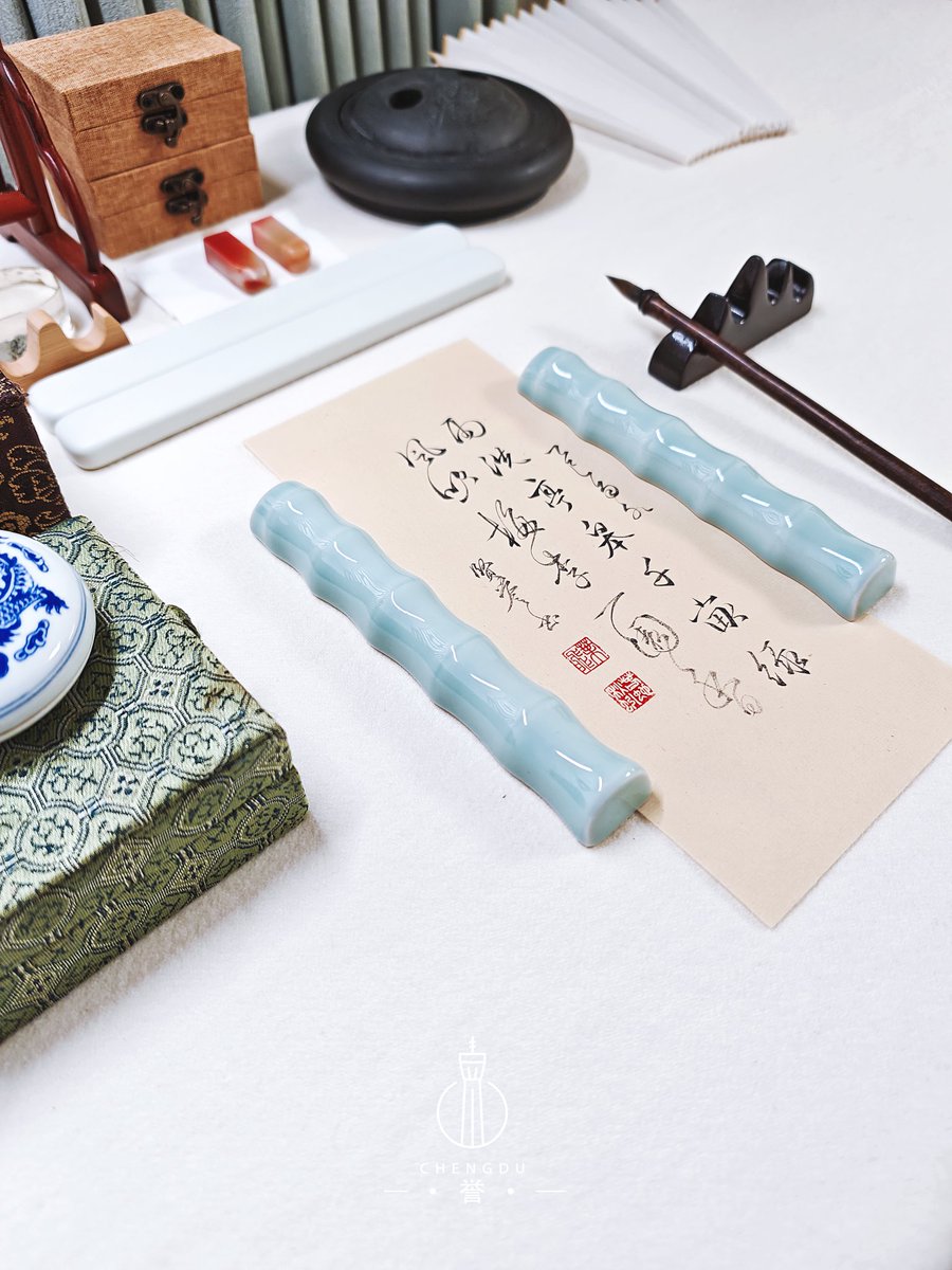 Hmily_cloud's tweet photo. 書法日常｜乙巳雨水
–
雨洗亭皋千畝綠
風吹梅李一園香
-
願君若春霖
溫柔且堅定
*⁂((✪⥎✪))⁂*~😉
-
#书法 #毛筆 #書法 #書法藝術 #書道 #書道好き #書道家 #書道好きな人と繋がりたい #書道アート #書道作品 #書道教室 #雨水 #草書 #行書 #calligraphy #calligraphymasters #calligraphypractice https://t.co/jy7sxb3TGT