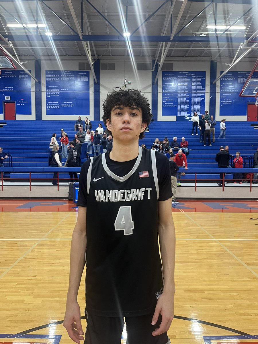 Jewlz💎 (@jewlzonthemic) on Twitter photo 💎JEWL’S JEWEL OF THE GAME💎
Consistent throughout the game <a href="/haydenbrannan_/">Hayden Brannan</a>
Brannan started the game with alley-dunk then continued to play above the rim and inside the rest of the way.
His 6’6 size, coupled with length and springy bounce, made for a tough matchup in the 💎JEWL’S JEWEL OF THE GAME💎
Consistent throughout the game <a href="/haydenbrannan_/">Hayden Brannan</a>
Brannan started the game with alley-dunk then continued to play above the rim and inside the rest of the way.
His 6’6 size, coupled with length and springy bounce, made for a tough matchup in the