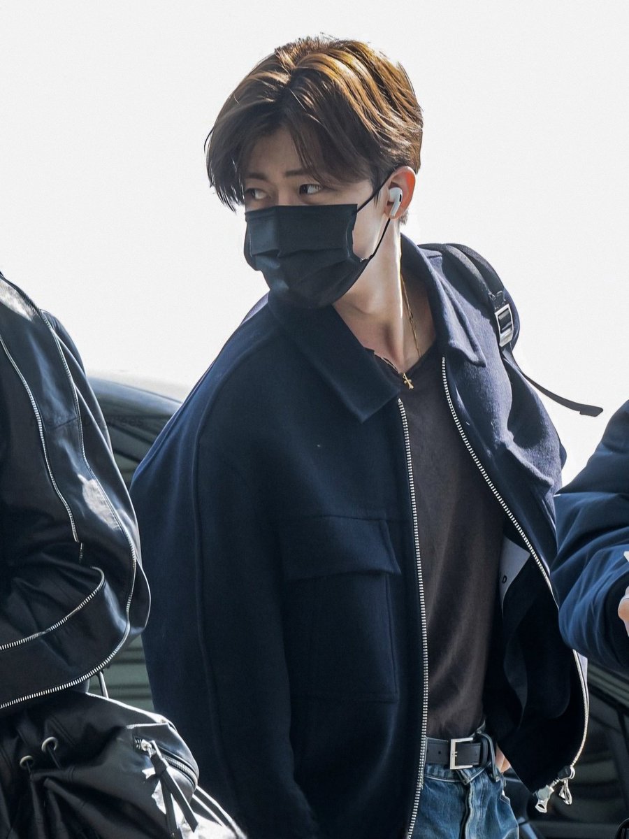 พี่พระเอกมา