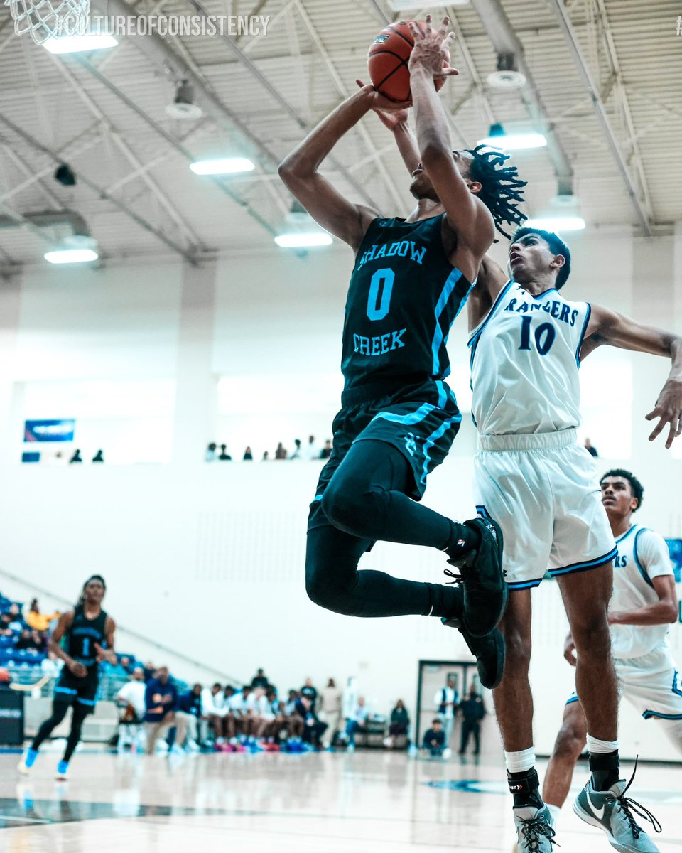 🏀SCHS Basketball🏀 (@scsharkbball) on Twitter photo Round 1 ✅
Sharks get a Bi-District win over Ft. Bend Clements 71-60❗️
Leaders:
<a href="/Cant_guardmike_/">Michael Collins</a> 27 pts
<a href="/Brycejack10/">Bryce</a> 20 pts
<a href="/AidenLaw20/">Aiden Law</a> 11 pts
<a href="/JulianCuillier/">Julian Cuillier</a> 10 pts
#WeWill x #CultureOfConsistency Round 1 ✅
Sharks get a Bi-District win over Ft. Bend Clements 71-60❗️
Leaders:
<a href="/Cant_guardmike_/">Michael Collins</a> 27 pts
<a href="/Brycejack10/">Bryce</a> 20 pts
<a href="/AidenLaw20/">Aiden Law</a> 11 pts
<a href="/JulianCuillier/">Julian Cuillier</a> 10 pts
#WeWill x #CultureOfConsistency