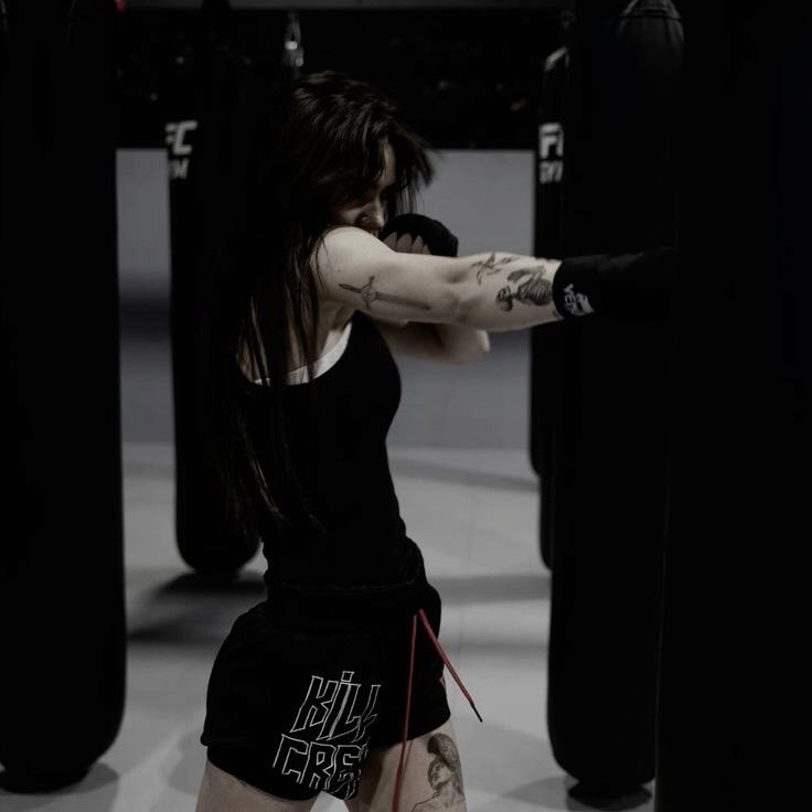 bloodybeavty's tweet photo. ㅤ
Summary of my morning: the quick run, gym day, and the clean up. See me instead of breaking in next time, ehem. Hopefully the joyride would distract the stress away, but hey, an exchange for a kiss is a smile this time. ── ‧₊˚𓂃 ࣪ with love, #IDORA
ㅤ https://t.co/PrT2ZnFR03