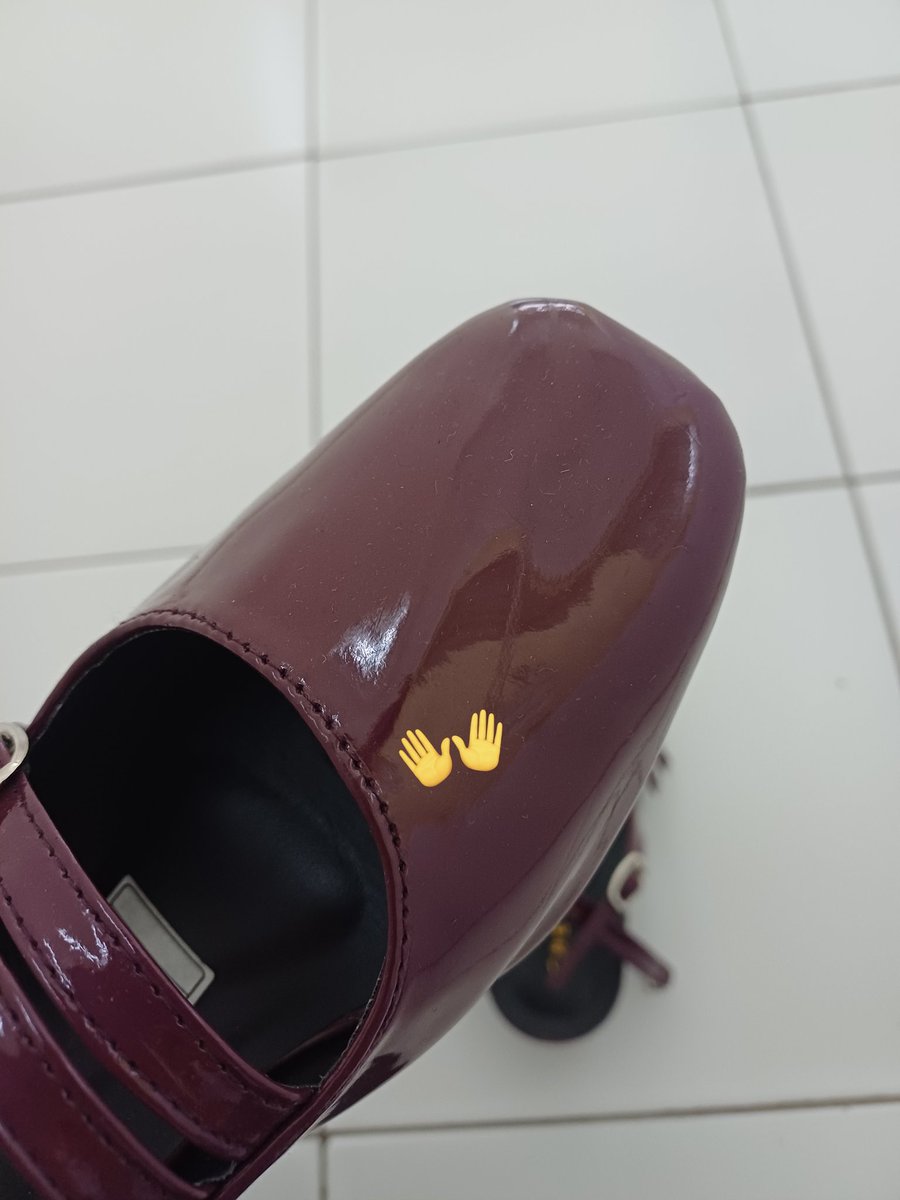 lllalalalaoo tweet media