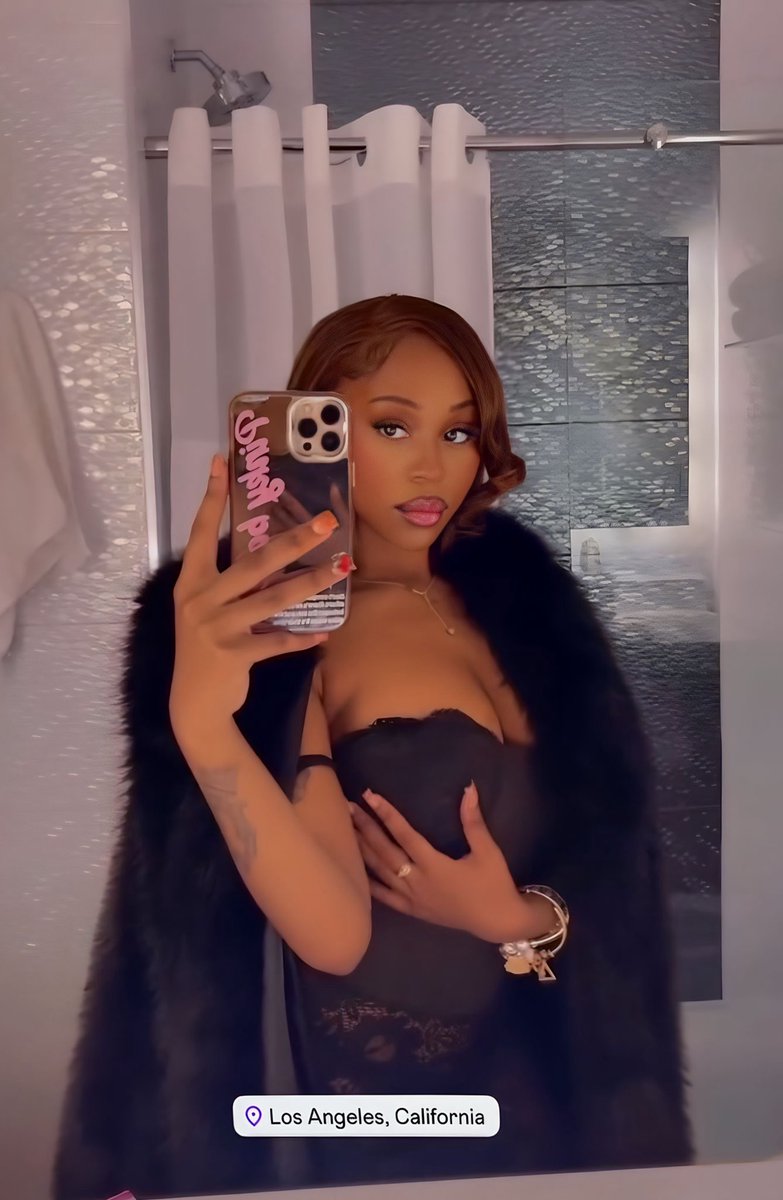 KeliaReign's tweet image. V Day flicks❤️‍🔥