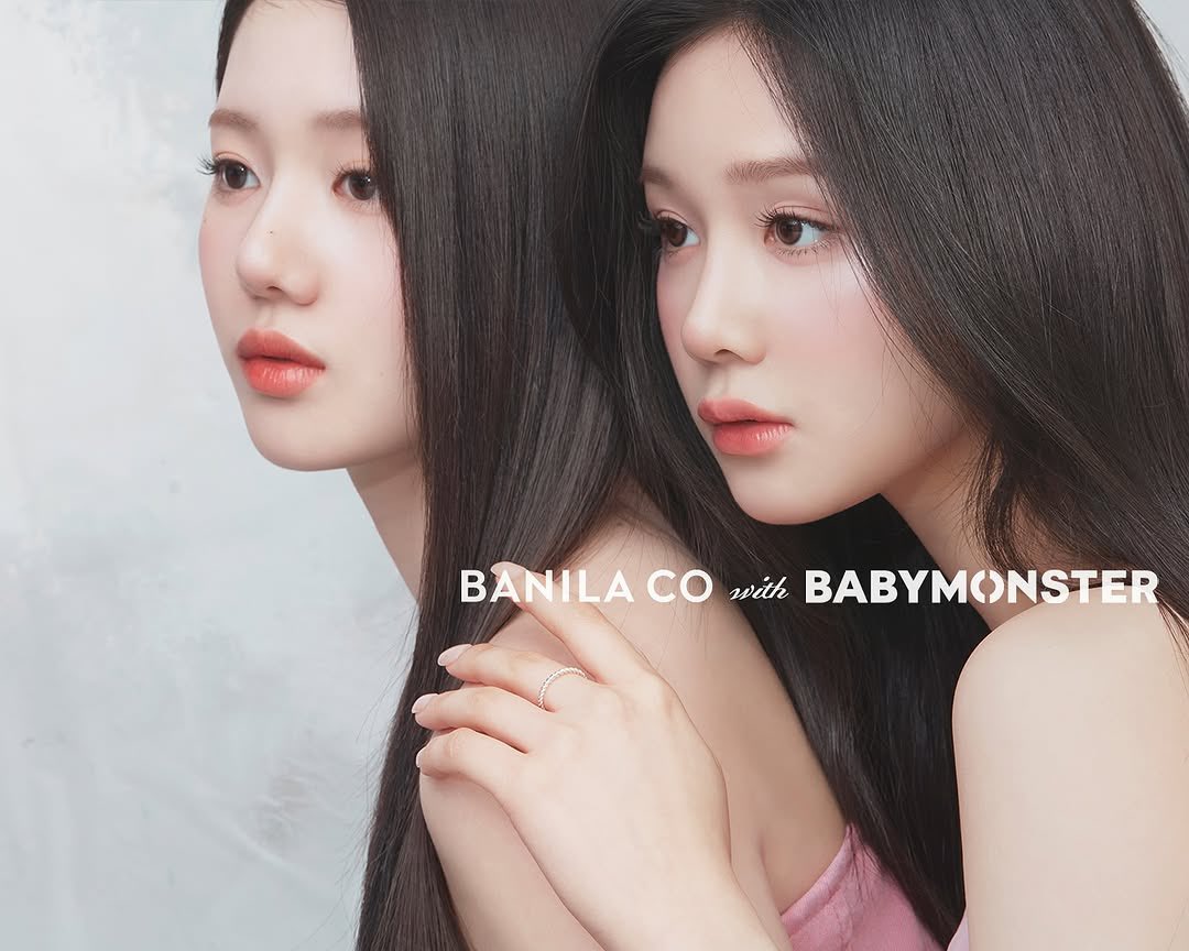 BAEMON_PHARlTA's tweet photo. 𝐁𝐀𝐍𝐈𝐋𝐀 𝐂𝐎 × 𝗕𝗔𝗕𝗬𝗠𝗢𝗡𝗦𝗧𝗘𝗥​

#베이비몬스터 #BABYMONSTER  #ベイビーモンスター 
#PHARITA  #파리타 #ภริตา  #パリタ https://t.co/C9HzHqStx8