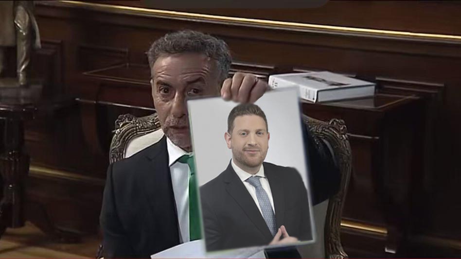 rinconet's tweet photo. -Señor Presidente, ¿qué le hace él que no le pueda hacer yo? https://t.co/TXPfOjFEvR