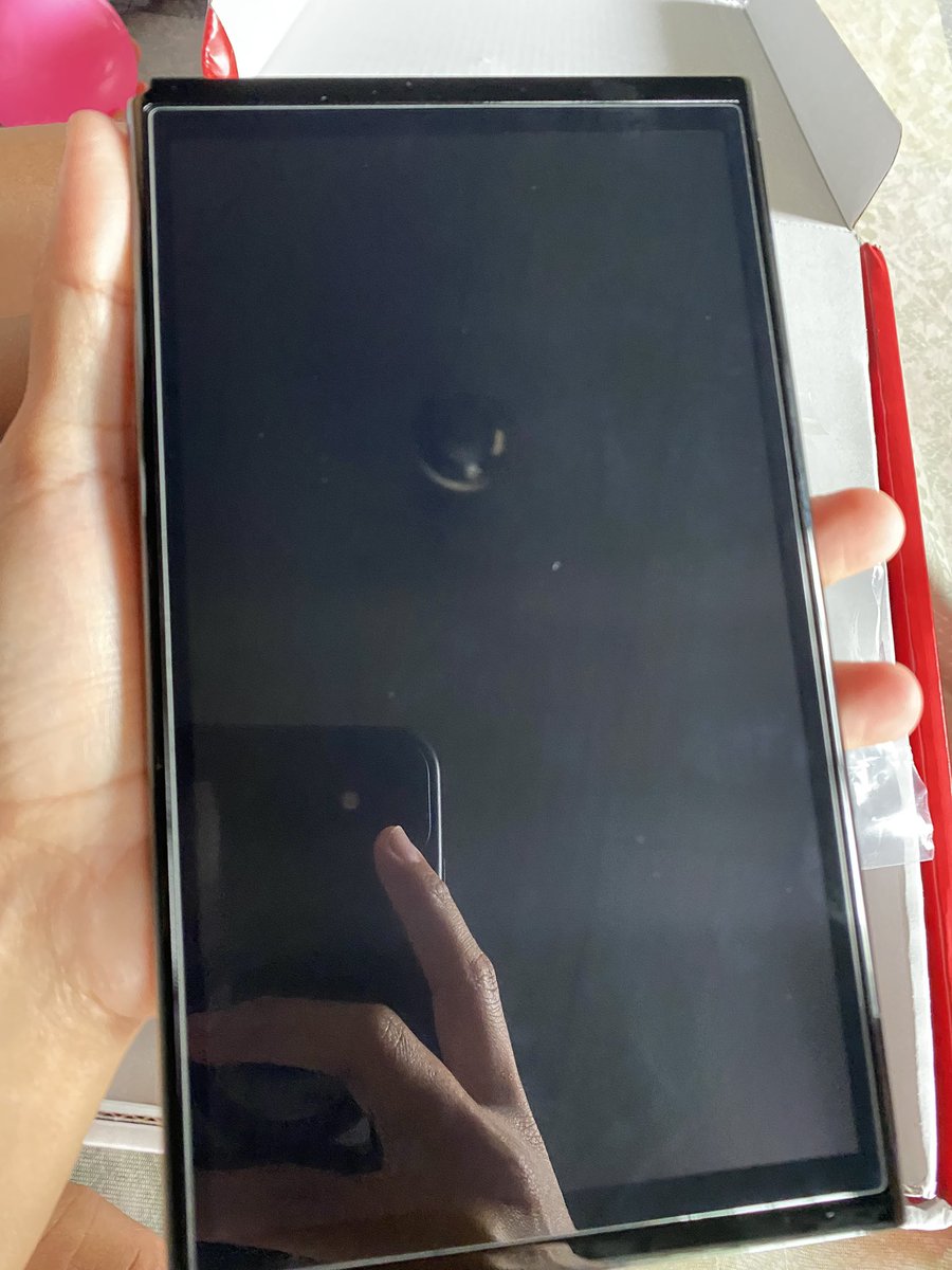 mayyyche_'s tweet photo. Hi Korang ! Saya ada nintendo switch oled saya baru, beli di shopee tpi urgent nk guna Duit .. nk jual rm 1300 boleh nego serius buyer ya 🥹 ..

Location : Bangi Semenyih kajang 
Jauh pos pun böleh ..
Yang berminat boleh dm saya https://t.co/BprmngCBCK