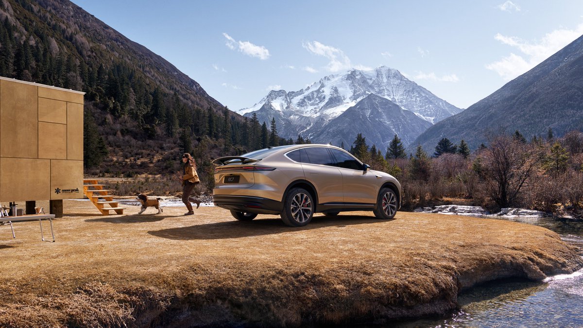 NIOGlobal's tweet photo. Escape, experience, and embrace elegance and wilderness in a stay at Jyubako Suites with EC7.
#NIO #BlueSkyComing #EC7 #snowpeak #jyubako https://t.co/mhnj54G38h