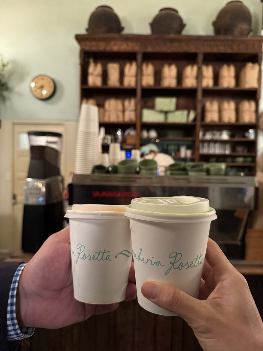ElennB's tweet photo. 🍵 https://t.co/PoswJ6Ul68