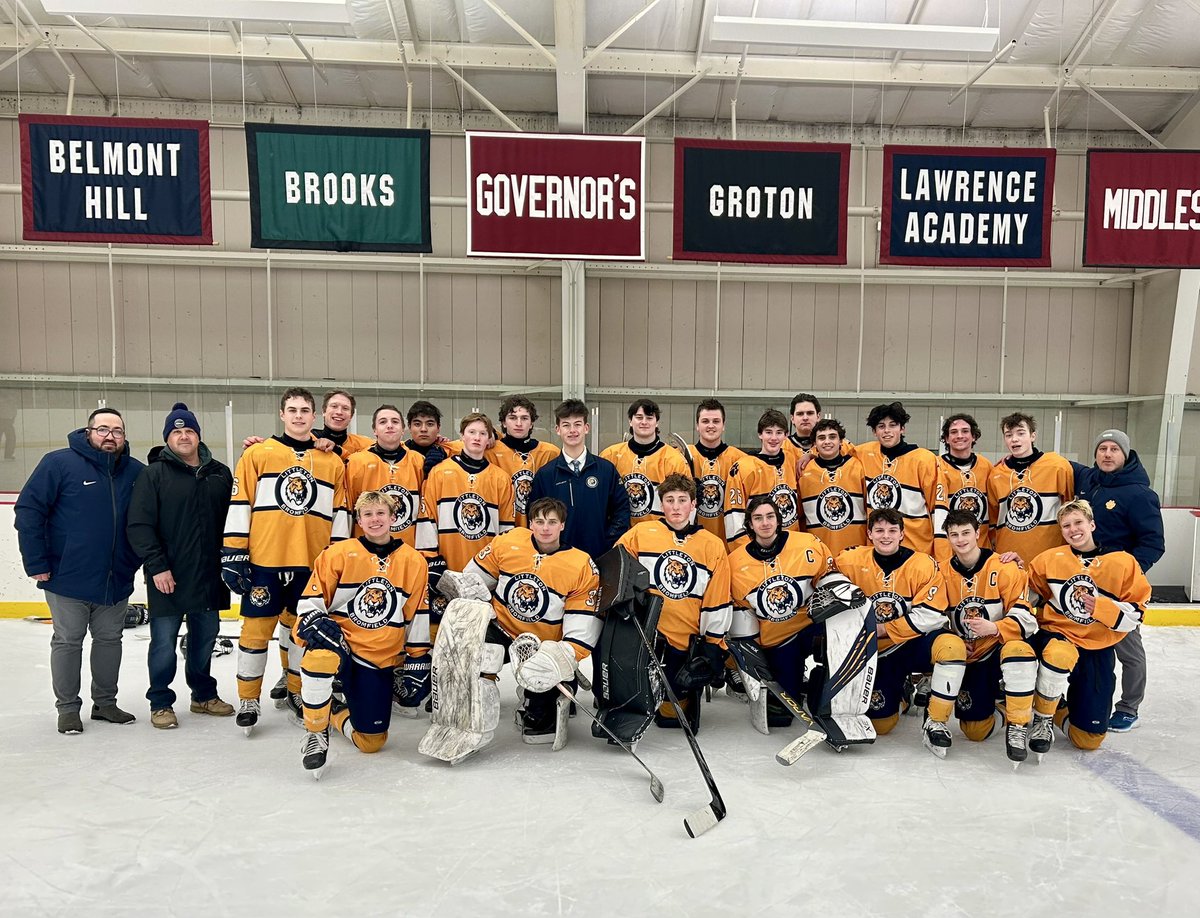 Coughlin Conference Champions!
Congratulations to the varsity boys’ ice hockey team. The team finished as conference champions with a league record of 11-1 and a current overall record of 16-3.
Go Tigers!