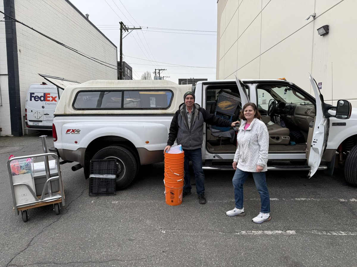 Thank Dog I Am Out Dog Rescue <a href="/thankdogiamout/">Thank Dog I Am Out Dog Rescue Society</a> has continued to provide Vancouvers DTES community with (desperately needed) pet food and supplies (for cats and dogs) collected at our pals <a href="/tisol/">saspa relo</a>.arbutus store  Tisol Pet Nutrition &amp; Supply Stores and consistently delivered to Sarah