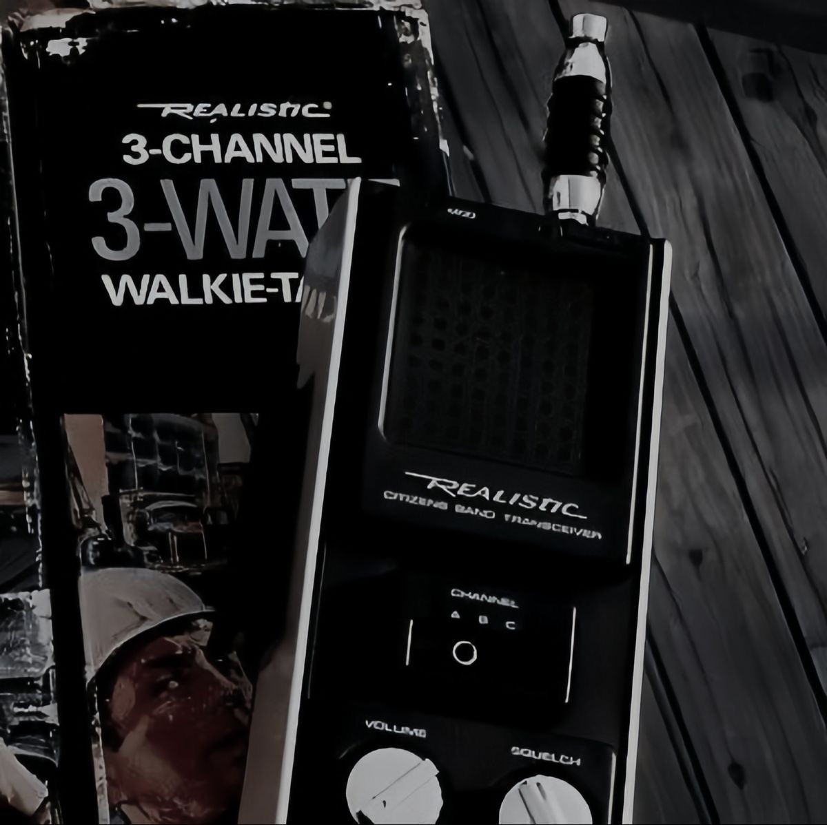 ⠀⠀⠀

‘พ่อ…’

‘ช่วยผมด้วย…’

#เมืองห่ากินส์

⠀