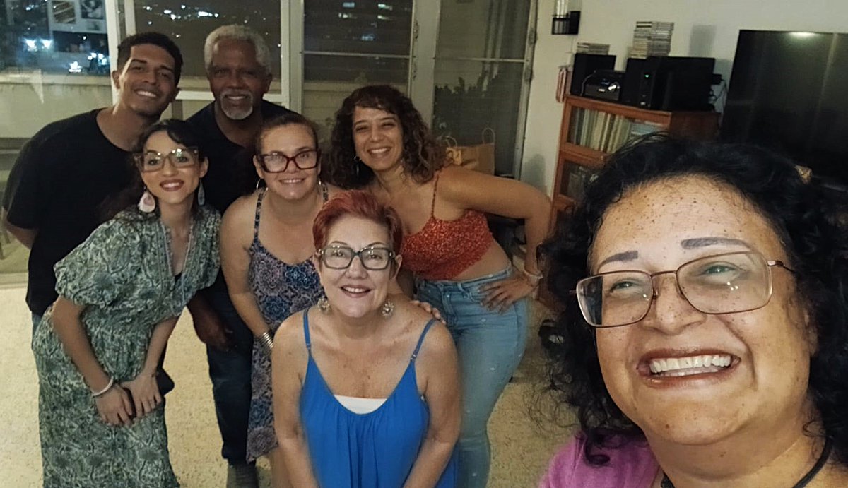 ArtefusionRadio's tweet photo. Incominciamo... Y ahí nos fuimos... Próspero nos convoca... Pendientes!

CBA, 4-13 abril, 2025
Celebrando el 36to aniversario de Cuarzo Blanco, Inc. https://t.co/UIpSVV1T9s