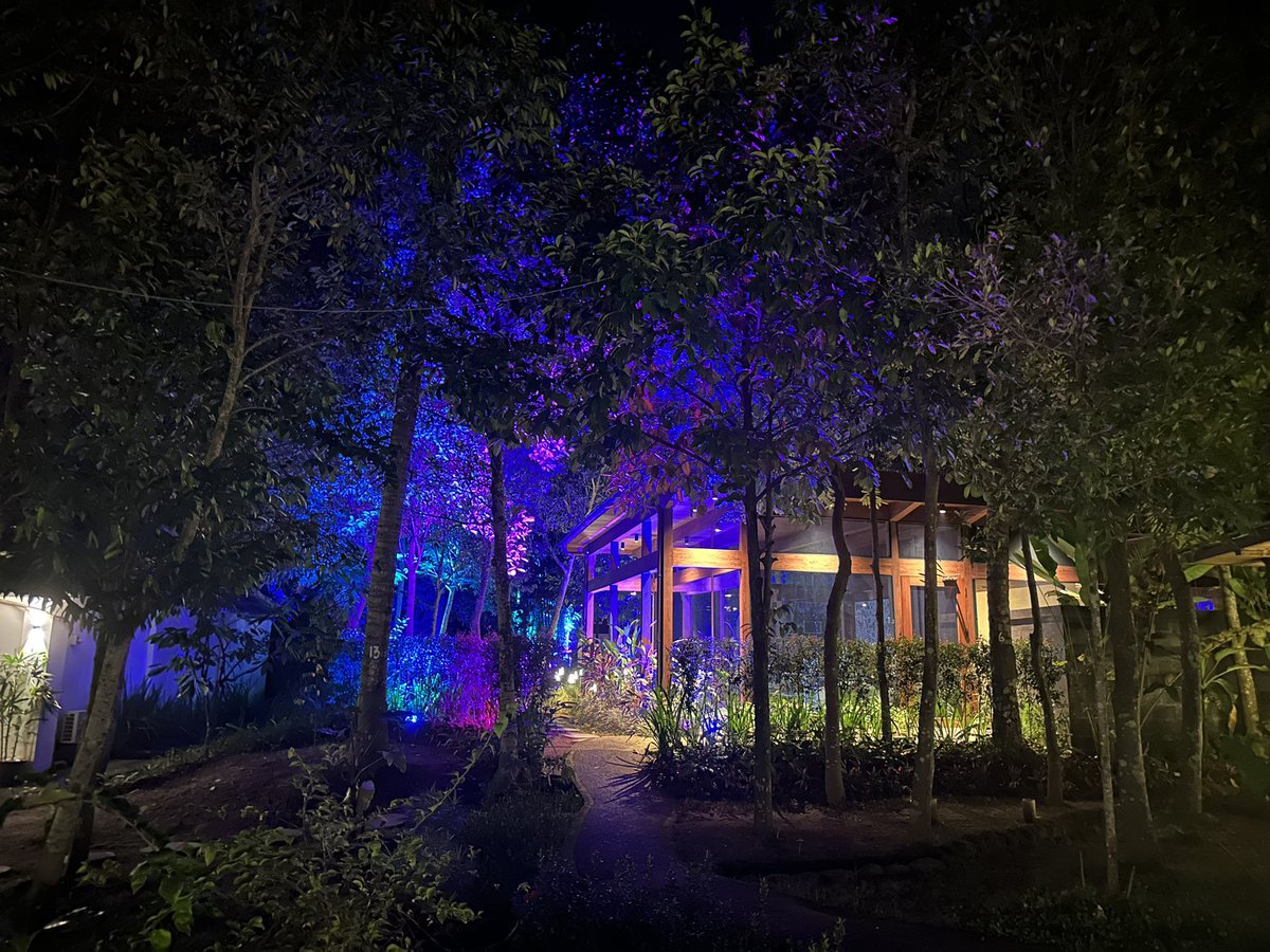 NeyraVision's tweet photo. Wellness redefined. Eco-living, microclimate homes, green tech, hydrogen water, deep sleep healing—all in a toxin-free, nature-connected environment with intelligent technology. 🌿💧#wellness #biohacking #AIart #bali #lifestyle https://t.co/5hU81ZNeiu