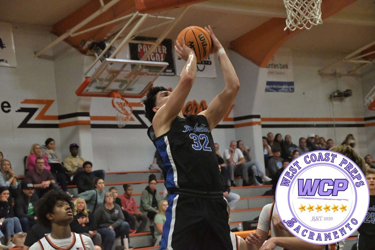 SFL hoops &gt;&gt;&gt;&gt;

Two stars from the league reached some all-time milestones.

Story: westcoastpreps.com/dynasties-all-…