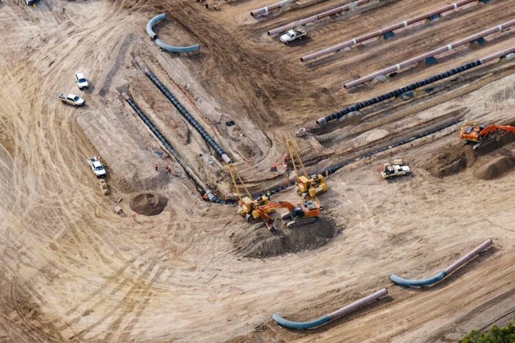 peterjameswills's tweet image. Pipeline being buried for Kurri Kurri gas power plant with massive price blowout for the project &amp;amp; operators.

Images are horrific for landholders of the proposed Hunter Gas pipeline to comprehend.

Is the the future of the #liverpoolplains &amp;amp; #narrabrigas

reneweconomy.com.au/remarkable-pho…