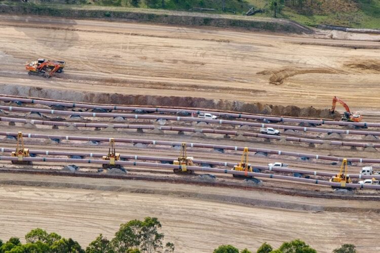 peterjameswills's tweet image. Pipeline being buried for Kurri Kurri gas power plant with massive price blowout for the project &amp;amp; operators.

Images are horrific for landholders of the proposed Hunter Gas pipeline to comprehend.

Is the the future of the #liverpoolplains &amp;amp; #narrabrigas

reneweconomy.com.au/remarkable-pho…